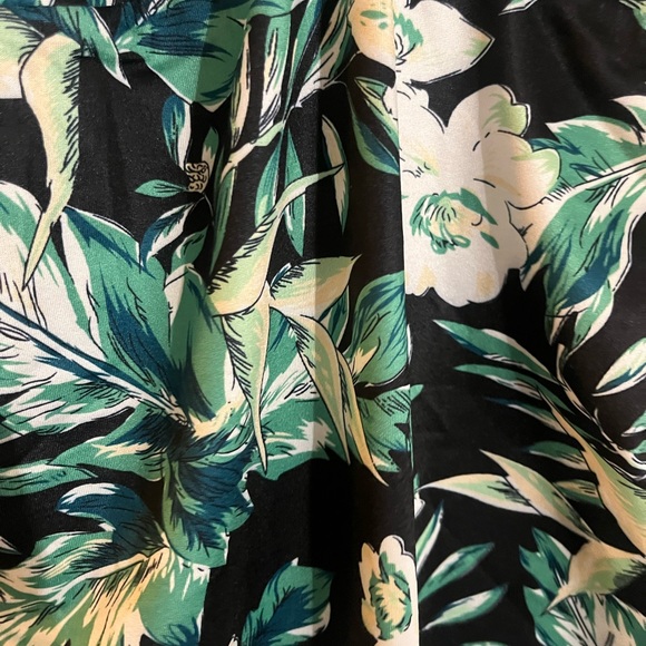 SheIn Leaf Print Dress - Picture 3 of 3